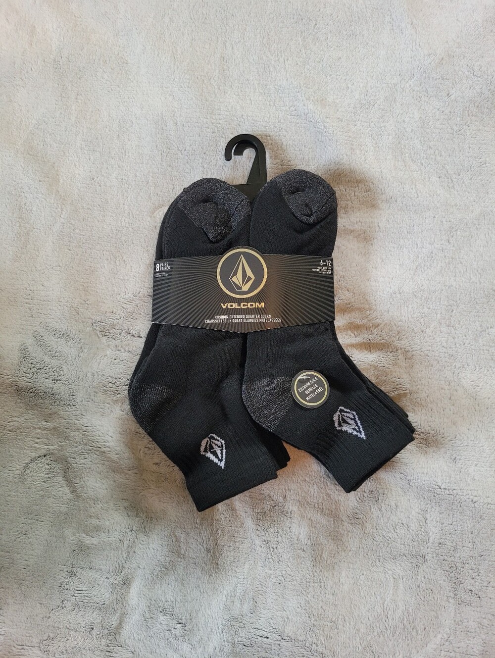 8-Pairs Volcom Mens Size 6-12 Cushioned Quarter Socks Black White Gray